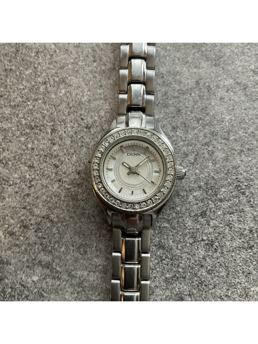 DKNY Womens Watch 22mm Stainless Steel Case/Band Gem Set Bezel MOP Dial D2